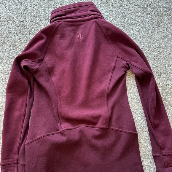 Lululemon wine red radiant zip up, hardly worn - Picture 9 of 9